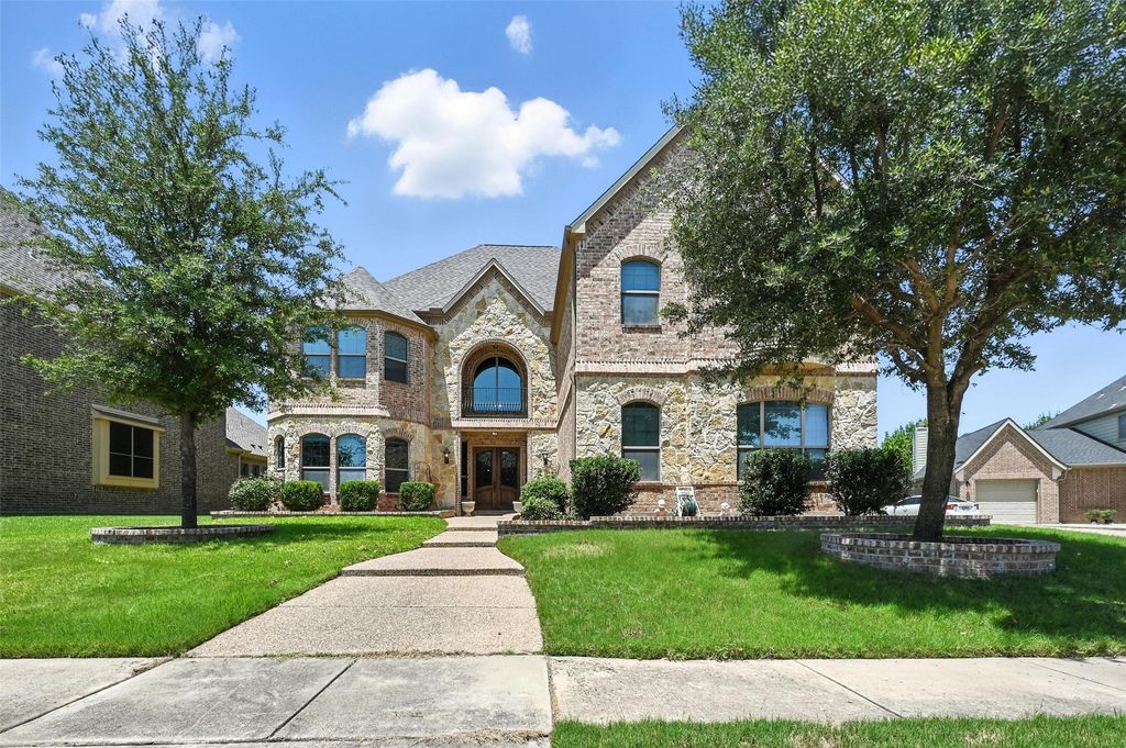 2708 Portside Drive, Grand Prairie, TX 75054