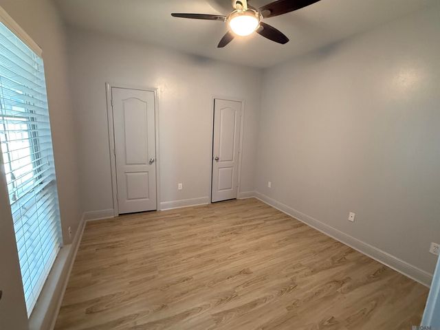 18423 White Oak Dr, Prairieville, LA 70769