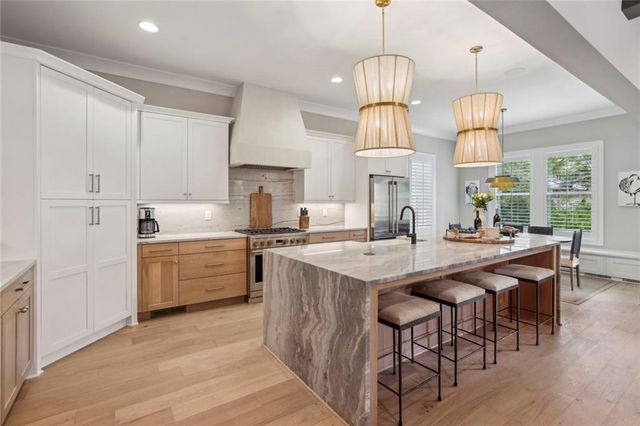 2591 Apple Valley NE Road, Brookhaven, GA 30319