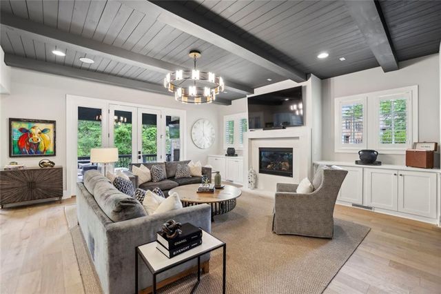 2591 Apple Valley NE Road, Brookhaven, GA 30319