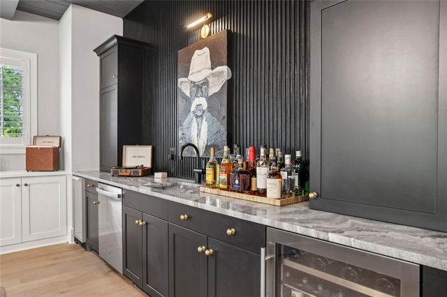 2591 Apple Valley NE Road, Brookhaven, GA 30319