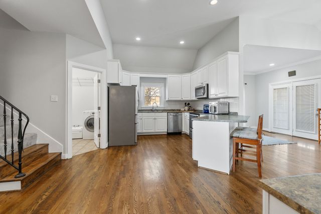 2402 Verona Pl, Murfreesboro, TN 37130