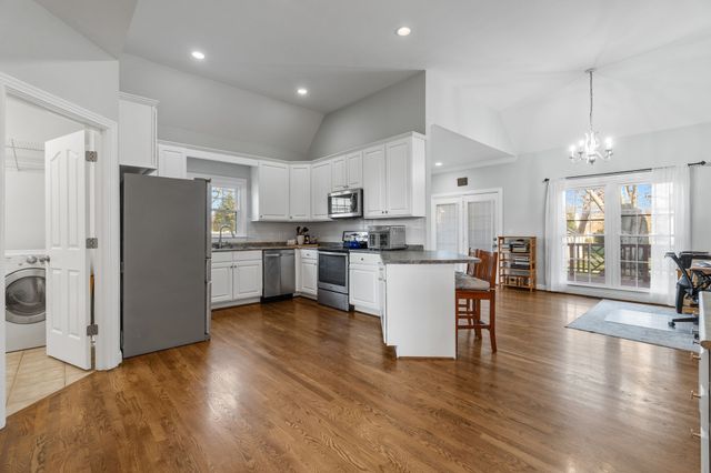 2402 Verona Pl, Murfreesboro, TN 37130