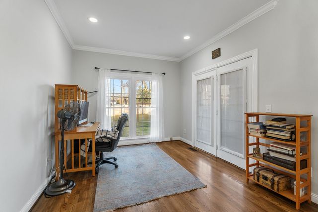 2402 Verona Pl, Murfreesboro, TN 37130