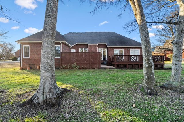 2402 Verona Pl, Murfreesboro, TN 37130