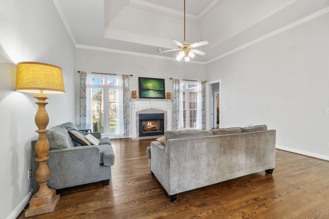 2402 Verona Pl, Murfreesboro, TN 37130