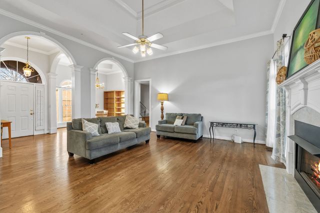 2402 Verona Pl, Murfreesboro, TN 37130