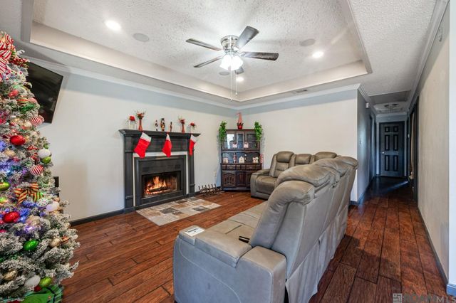 8848 Asphodel St, Denham Springs, LA 70726