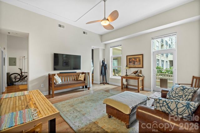 1315 East Boulevard 203, Charlotte, NC 28203