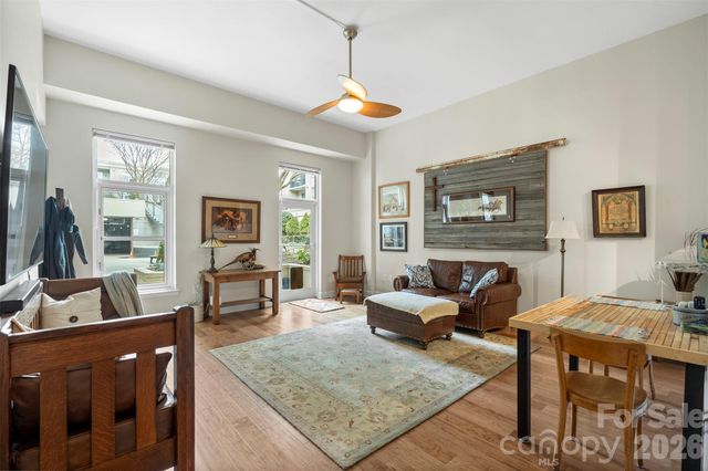 1315 East Boulevard 203, Charlotte, NC 28203