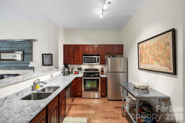 1315 East Boulevard 203, Charlotte, NC 28203