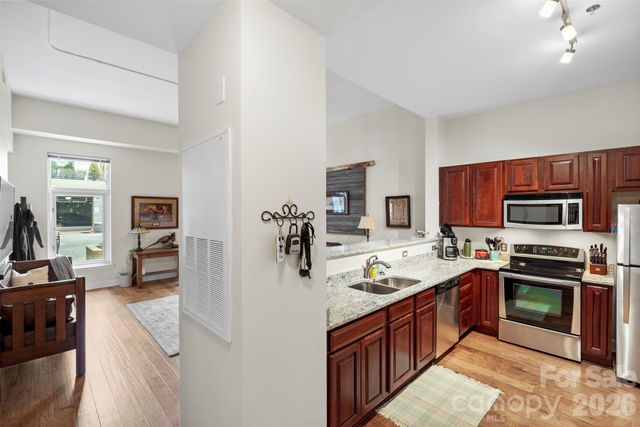 1315 East Boulevard 203, Charlotte, NC 28203