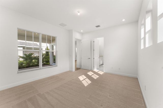 861 SW Newfield Avenue, Palm City, FL 34990