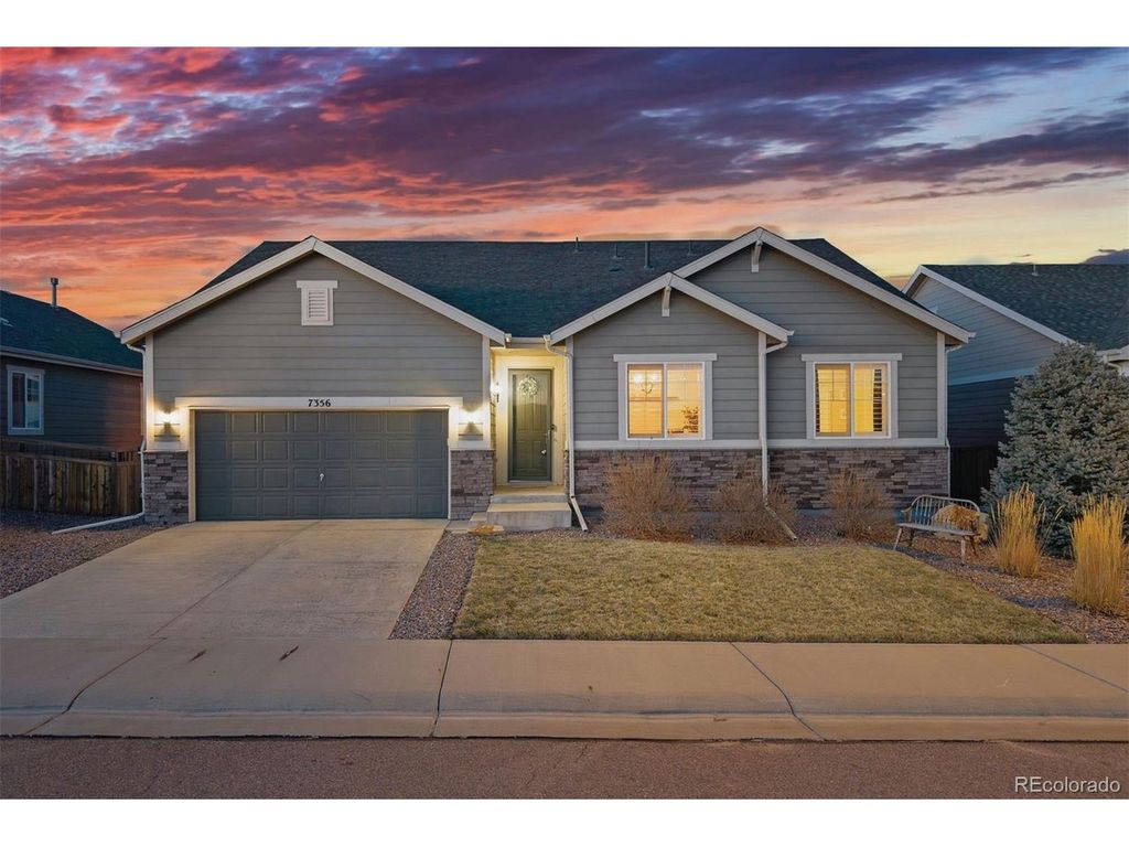 7356 Greenwater Cir, Castle Rock, CO 80108