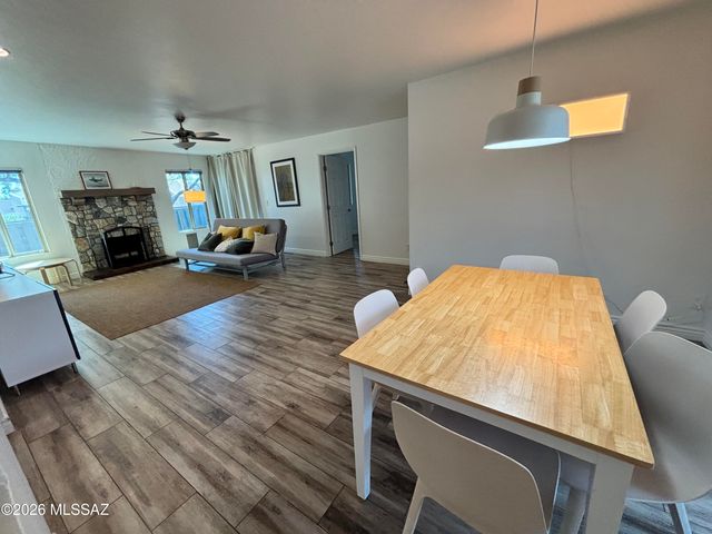 5454 N La Casita Drive, Tucson, AZ 85718