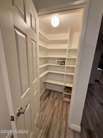 5454 N La Casita Drive, Tucson, AZ 85718