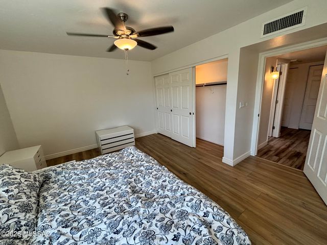 5454 N La Casita Drive, Tucson, AZ 85718