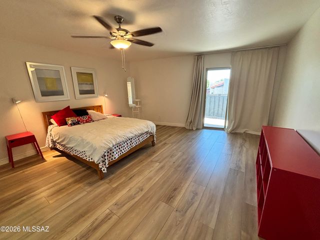 5454 N La Casita Drive, Tucson, AZ 85718