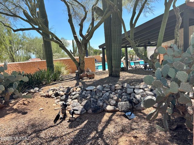 5454 N La Casita Drive, Tucson, AZ 85718