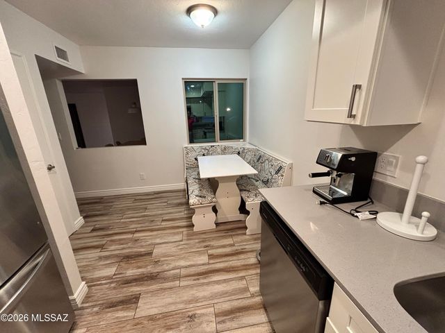 5454 N La Casita Drive, Tucson, AZ 85718