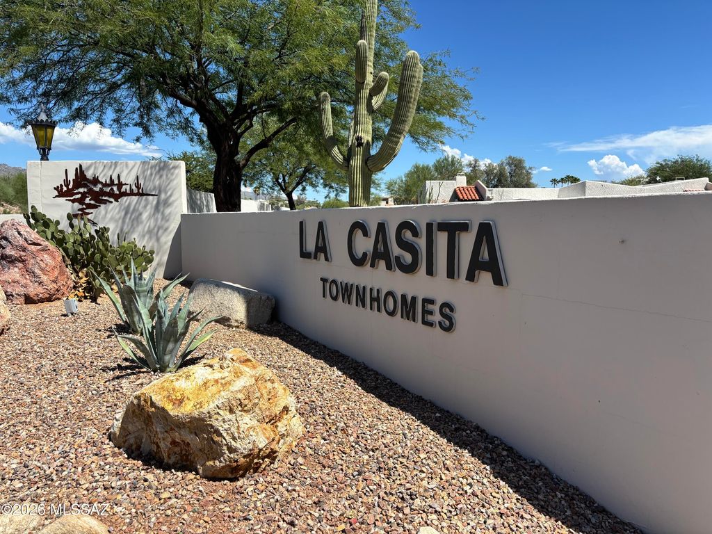 5454 N La Casita Drive, Tucson, AZ 85718