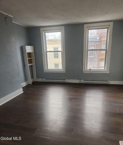 313 1st Street, Albany, NY 12206