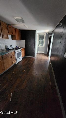 313 1st Street, Albany, NY 12206