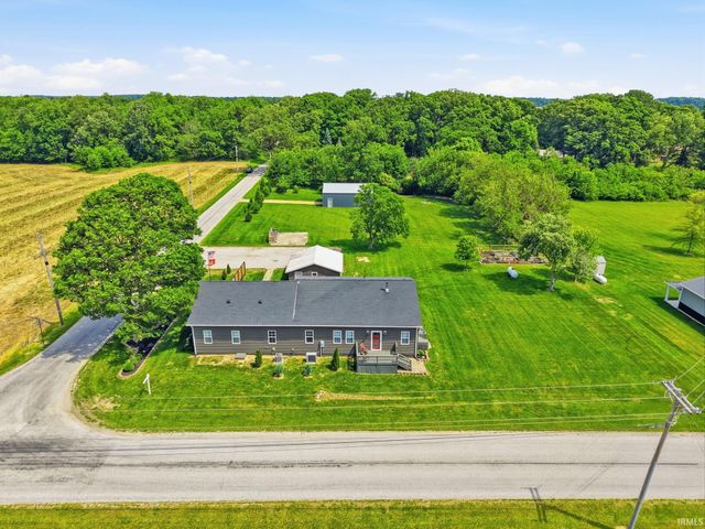 6033 N 200 E Road, Huntington, IN 46750