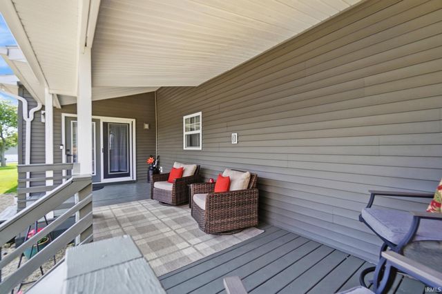 6033 N 200 E Road, Huntington, IN 46750