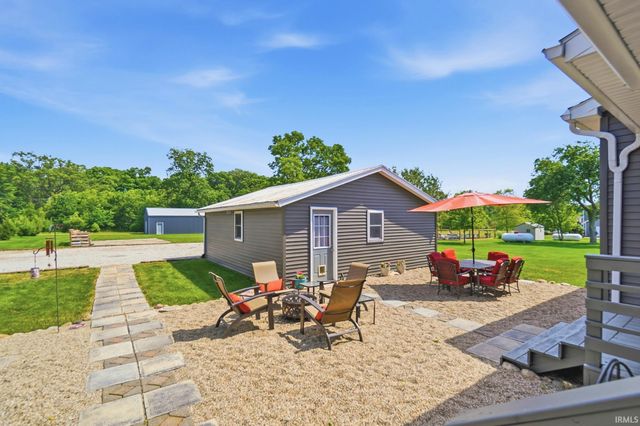 6033 N 200 E Road, Huntington, IN 46750