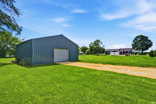 6033 N 200 E Road, Huntington, IN 46750