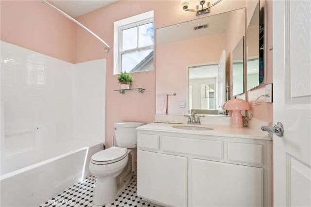 27616 Cobblestone Court, Valencia, CA 91354