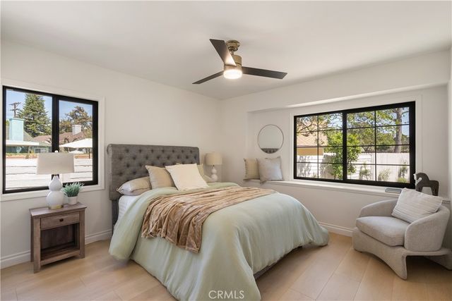 6611 Glade, Woodland Hills, CA 91303