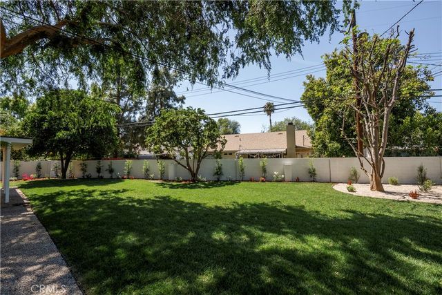 6611 Glade, Woodland Hills, CA 91303