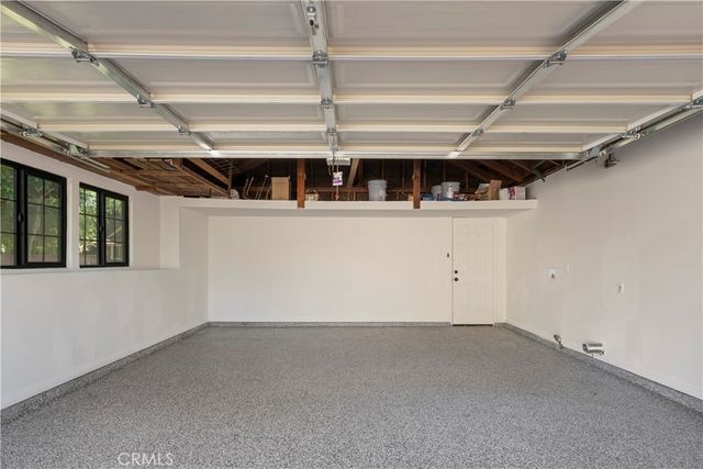 6611 Glade, Woodland Hills, CA 91303