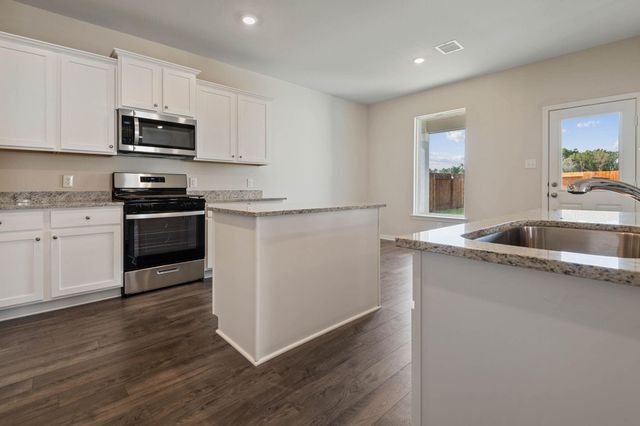 15870 Berry Hill Drive, Conroe, TX 77303
