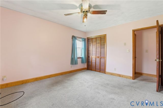 379 Piney Point Rd, Onemo, VA 23130