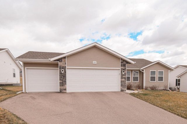 3130 Emerald DRIVE, Janesville, WI 53546