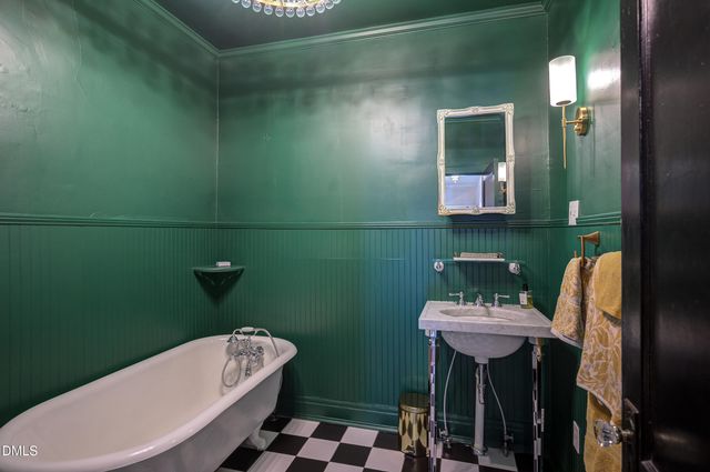 1106 Glenwood Avenue, Raleigh, NC 27605