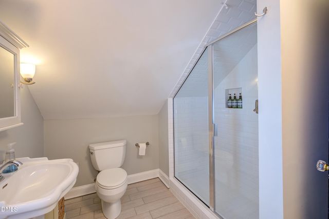 1106 Glenwood Avenue, Raleigh, NC 27605