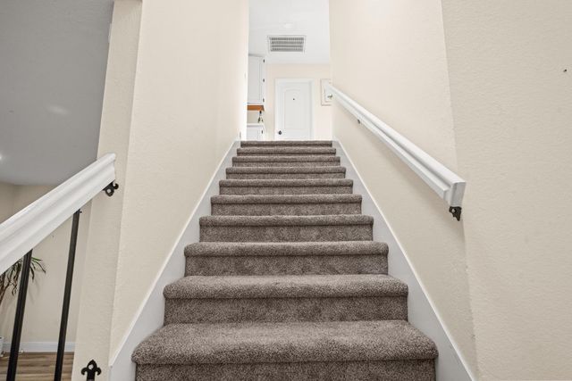 8236 Crestshire Cir, Orangevale, CA 95662