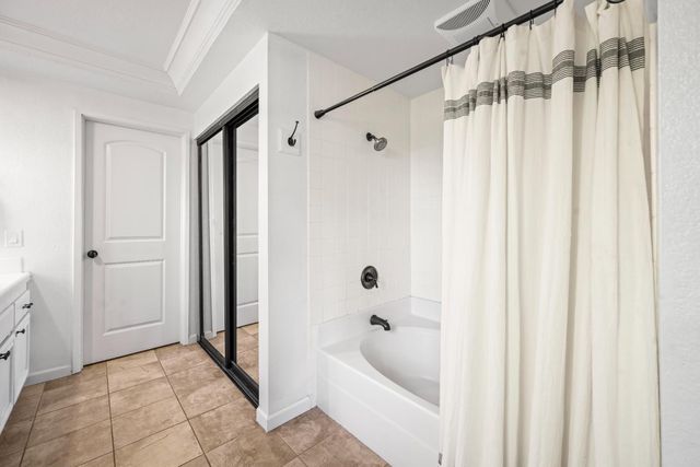 8236 Crestshire Cir, Orangevale, CA 95662