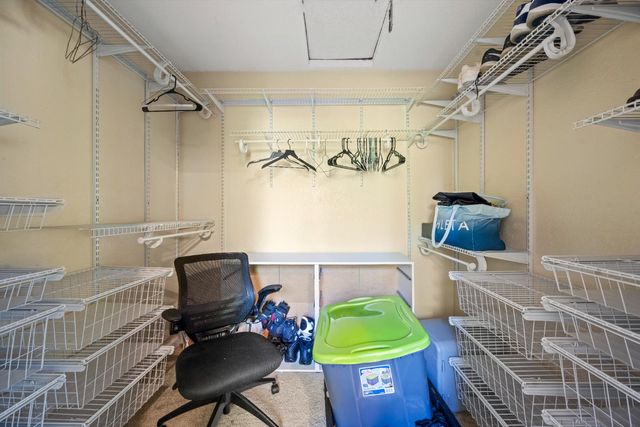 8236 Crestshire Cir, Orangevale, CA 95662