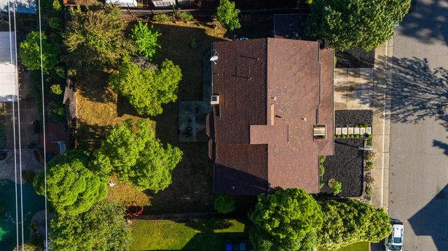 8236 Crestshire Cir, Orangevale, CA 95662