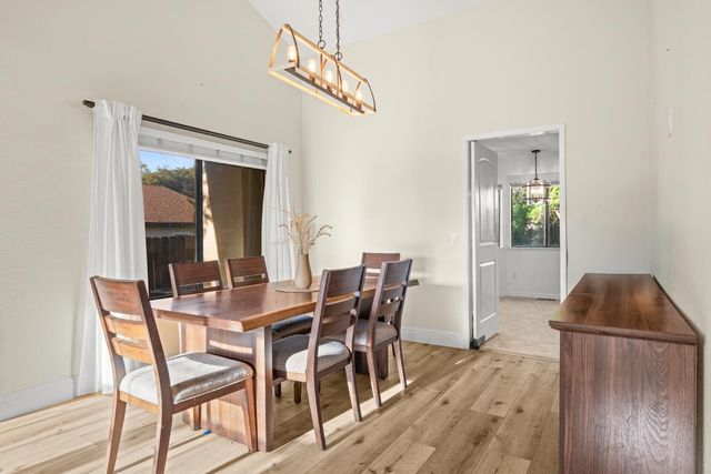 8236 Crestshire Cir, Orangevale, CA 95662