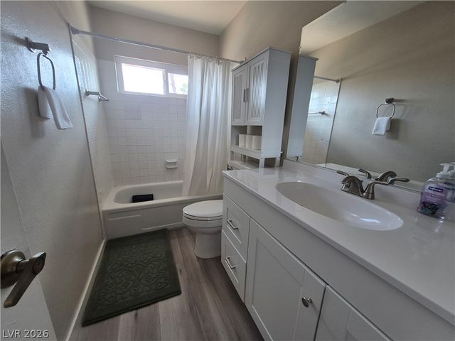 5849 West Cherokee, Las Vegas, NV 89103