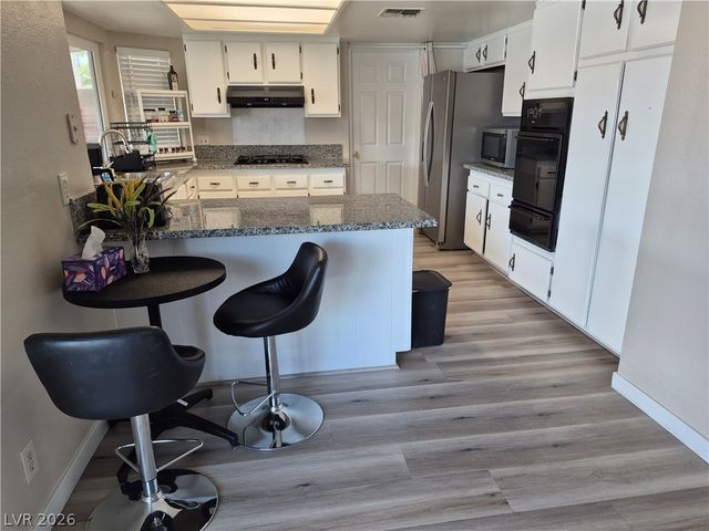 5849 West Cherokee, Las Vegas, NV 89103