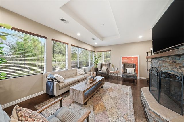 706 NANCY Lane, Fullerton, CA 92831