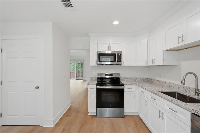 1269 Brookview Lane SE, Smyrna, GA 30080