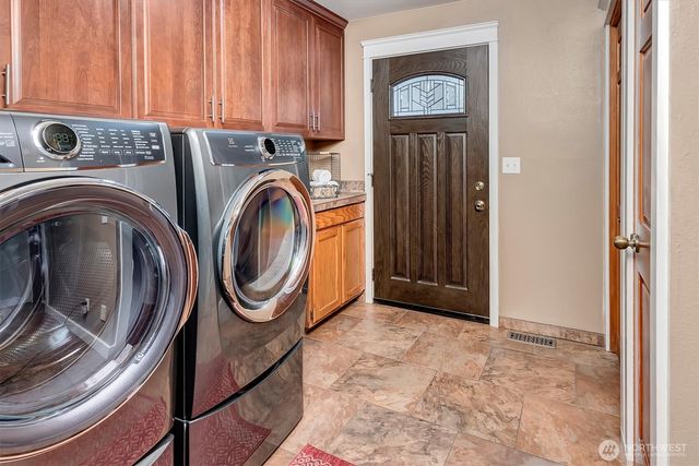 14214 Woods Lake Road, Monroe, WA 98272